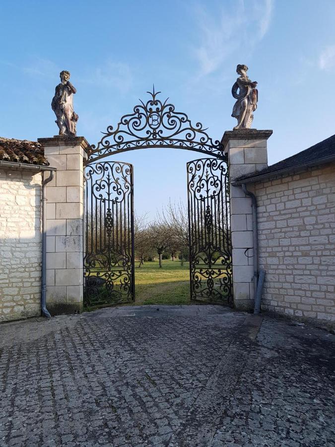 Chateau De Basche Assay Eksteriør bilde